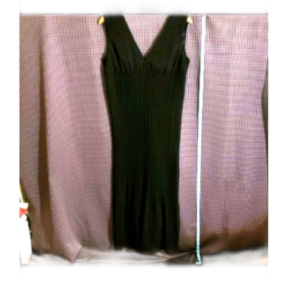 Timing black dress